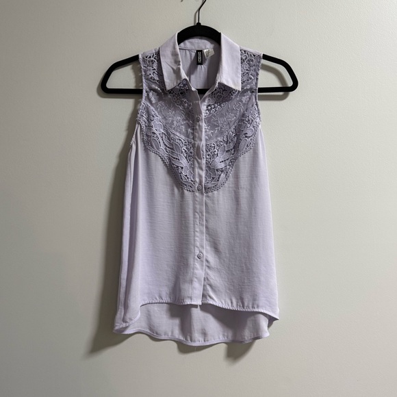 H&M Tops - H&M Lilac Lace Sleeveless Blouse